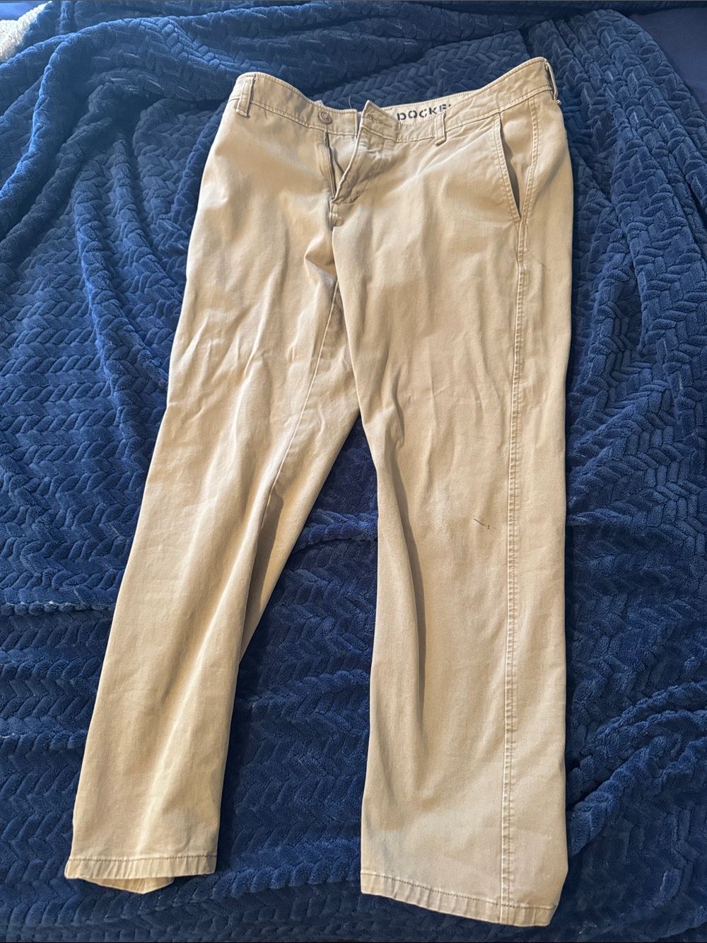 Dockers Men’s Khaki Chino Pants - Beige/Tan